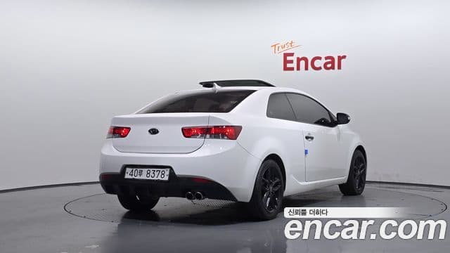 Kia Forte купе Premium, 2010 2