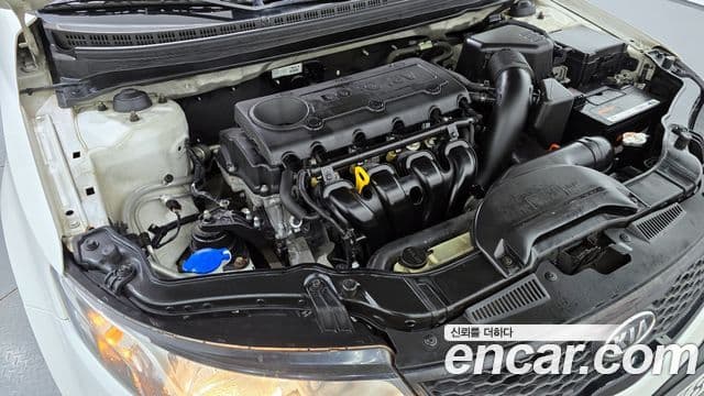 Kia Forte купе Premium, 2010 6