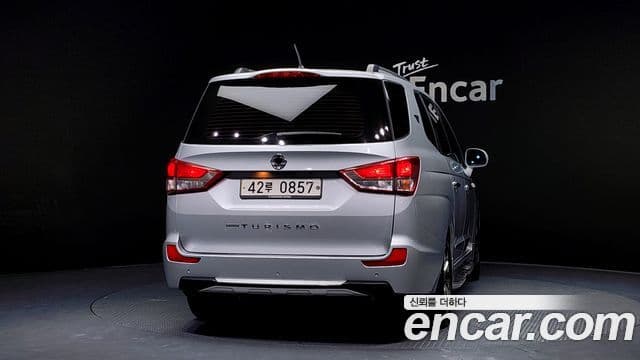 KG모빌리티(SsangYong) Korando 투리스모 4WD TX 9인승, 2016 4