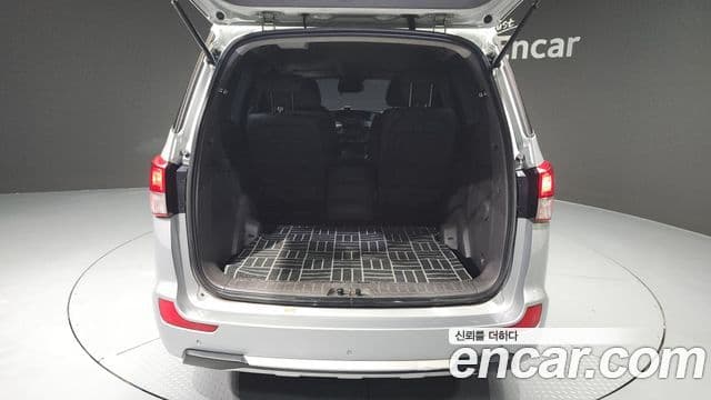 KG모빌리티(SsangYong) Korando 투리스모 4WD TX 9인승, 2016 20