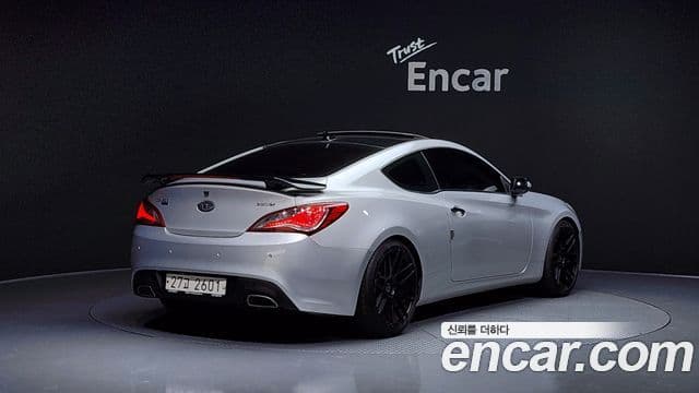 Hyundai Genesis купе 380 GT-RW, 2011 2