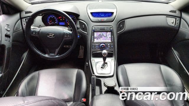 Hyundai Genesis купе 380 GT-RW, 2011 7