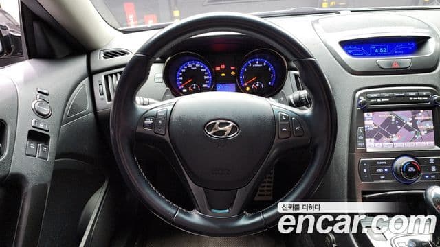 Hyundai Genesis купе 380 GT-RW, 2011 13