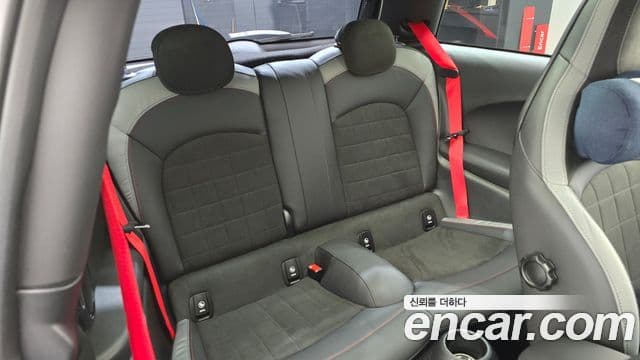 Mini Cooper S 3세대, 2024 12