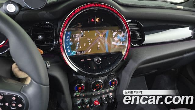 Mini Cooper S 3세대, 2024 14