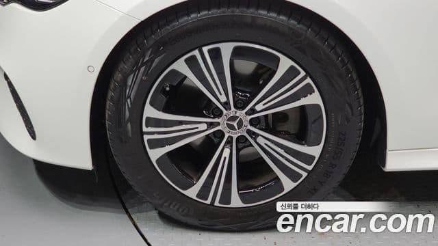 Mercedes-Benz E-класс W214 Avantgarde, 2025 все фото