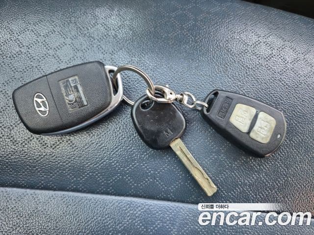 Hyundai 쏠라티 Luxury, 2017 13