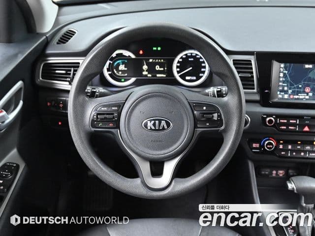 Kia Niro Luxury, 2017 13