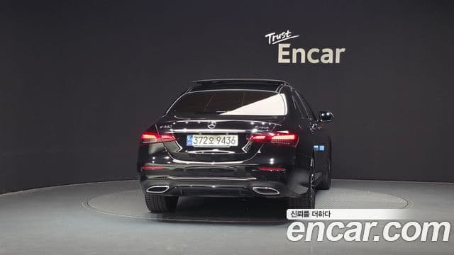 Mercedes-Benz E-класс W213 AMG Line, 2023 4