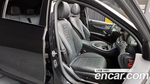 Mercedes-Benz E-класс W213 AMG Line, 2023 12