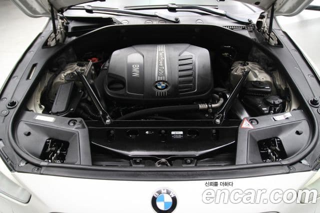 BMW 5시리즈 GT (F07) GT 30d xDrive, 2013 9