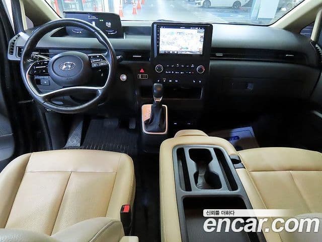 Hyundai Staria Modern, 2023 7