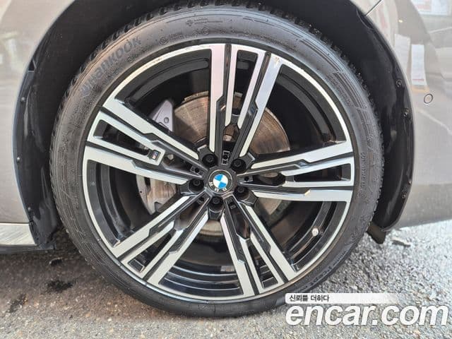 BMW i7 (G70) eDrive 50 M Sport, 2024 6