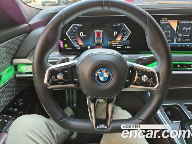 BMW i7 (G70) eDrive 50 M Sport, 2024 8
