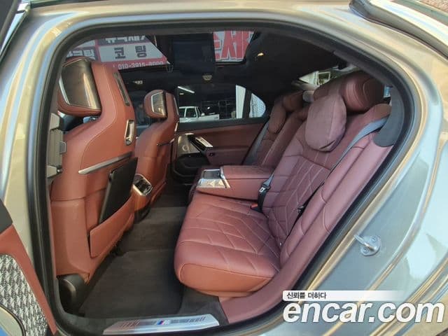 BMW i7 (G70) eDrive 50 M Sport, 2024 19