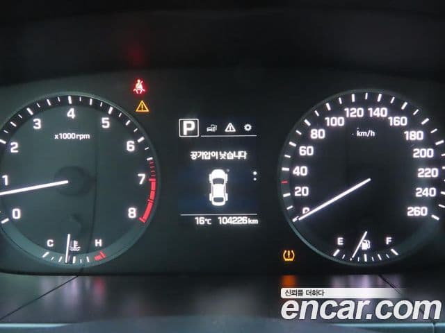 Hyundai LF Sonata Special, 2016 8