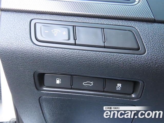 Hyundai LF Sonata Special, 2016 14