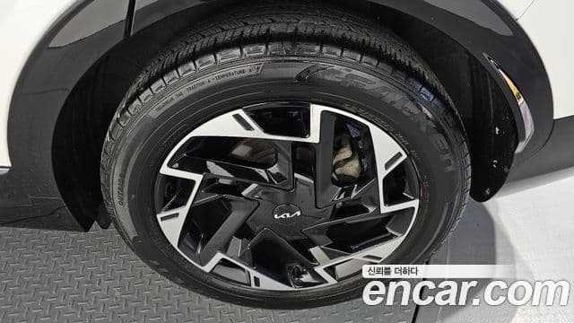 Kia Sportage 5세대 Signature, 2023 все фото