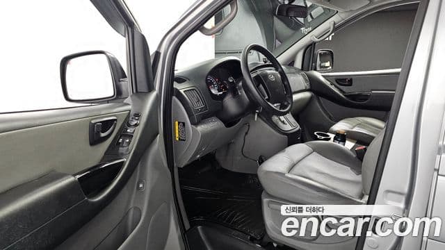 Hyundai Grand Starex Smart, 2016 11