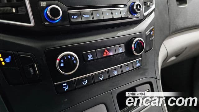 Hyundai Grand Starex Smart, 2016 18