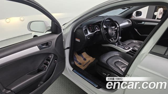 Audi New A4 B8, 2016 11