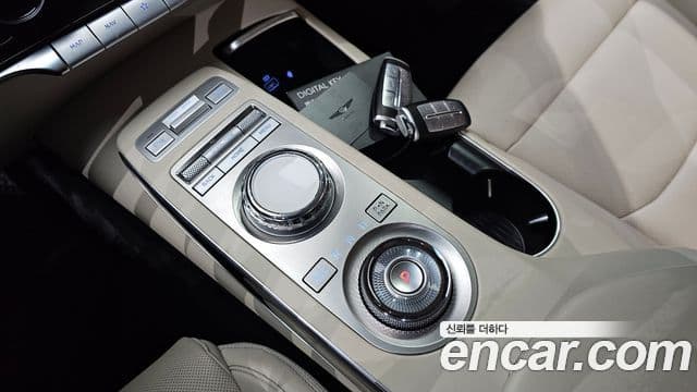 Genesis GV70, 2023 9