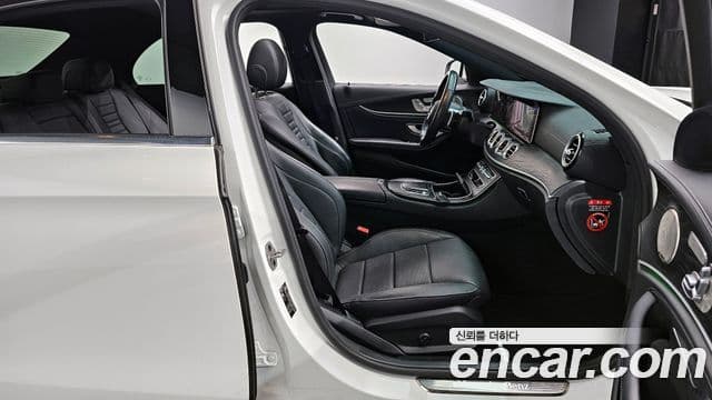 Mercedes-Benz E-класс W213 AMG Line, 2022 10