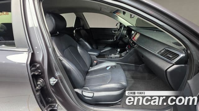 Kia K5 2세대 Prestige, 2016 10
