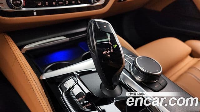 BMW 5시리즈 (G30) 520i M Sport, 2023 9