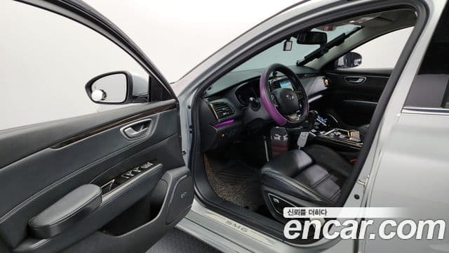 Renault Korea(Samsung) SM6 2.0 LPe RE (для людей с инвалидностью), 2019 10
