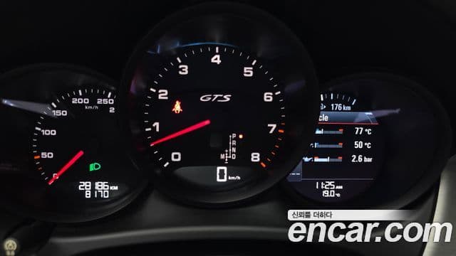 Porsche Macan 95B, 2018 8