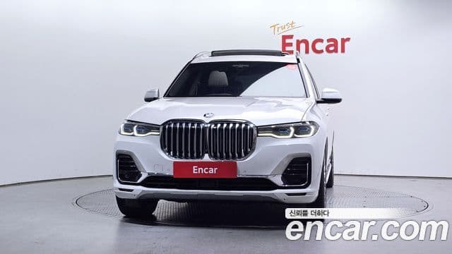 BMW X7 (G07) xDrive 40i Design Pure Excellence 6인승, 2021 3