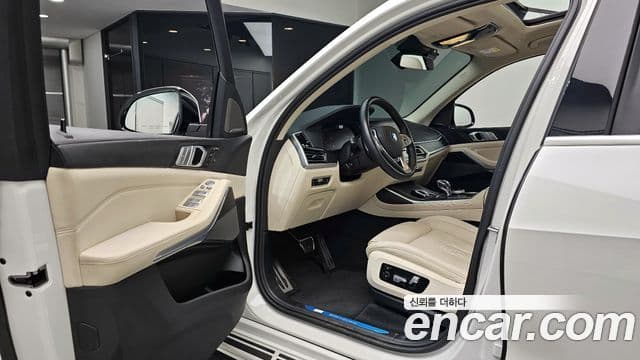 BMW X7 (G07) xDrive 40i Design Pure Excellence 6인승, 2021 10