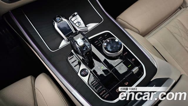 BMW X7 (G07) xDrive 40i Design Pure Excellence 6인승, 2021 11