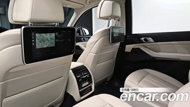 BMW X7 (G07) xDrive 40i Design Pure Excellence 6인승, 2021 17