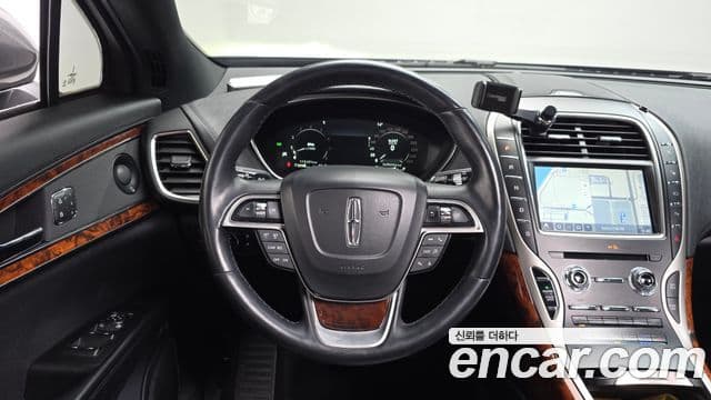 Lincoln Nautilus 1세대, 2020 13