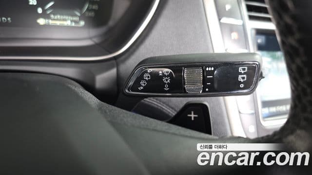 Lincoln Nautilus 1세대, 2020 19