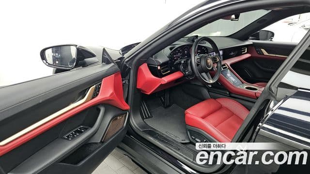 Porsche 타이칸 4S Cross Turismo, 2024 10