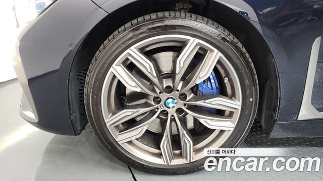 BMW 7시리즈 (G11) M760Li xDrive, 2022 все фото
