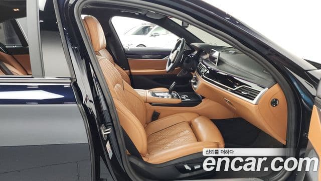 BMW 7시리즈 (G11) M760Li xDrive, 2022 11