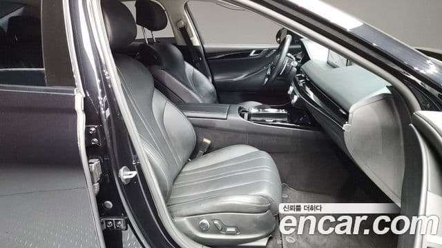 Genesis G80 (RG3) бензин 2.5 турбо 2WD, 2021 11