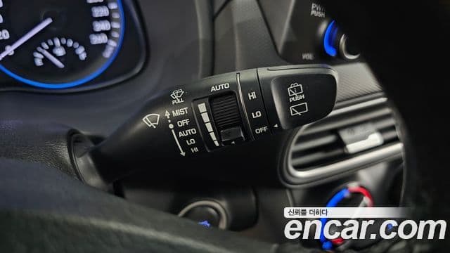 Hyundai Kona Modern tech, 2018 18