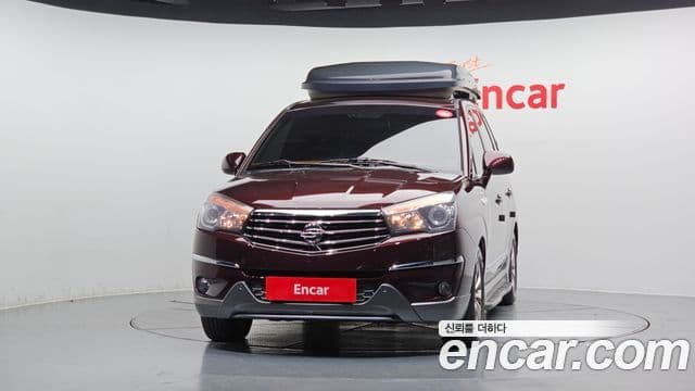 KG모빌리티(SsangYong) Korando 투리스모 4WD outdoor Edition 9인승, 2016 3