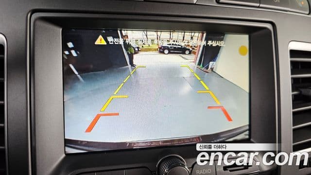 KG모빌리티(SsangYong) Korando 투리스모 4WD outdoor Edition 9인승, 2016 16