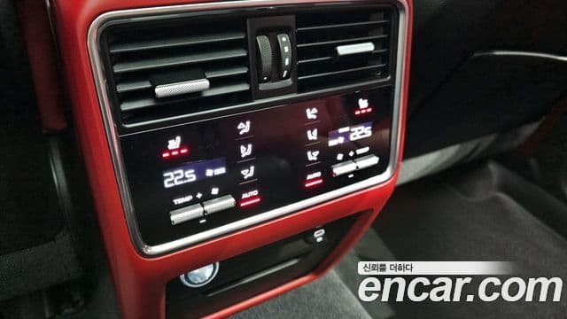 Porsche Cayenne (PO536) 3.0 купе Platinum Edition, 2023 18