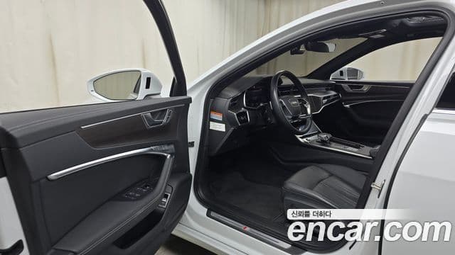 Audi A6 (C8) Premium, 2023 10