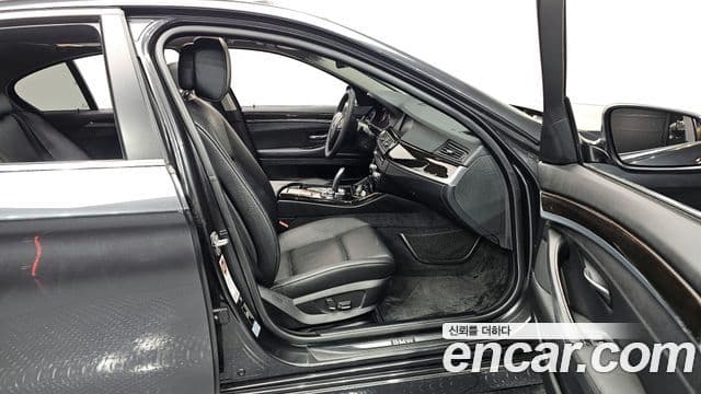 BMW 5시리즈 (F10), 2012 11