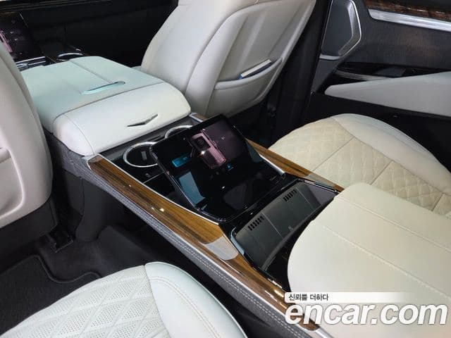 Cadillac Escalade 5세대 ESV Sport Platinum, 2025 12