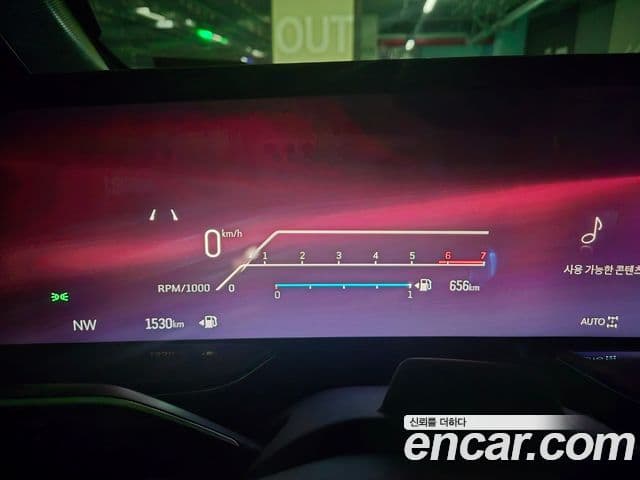 Cadillac Escalade 5세대 ESV Sport Platinum, 2025 16