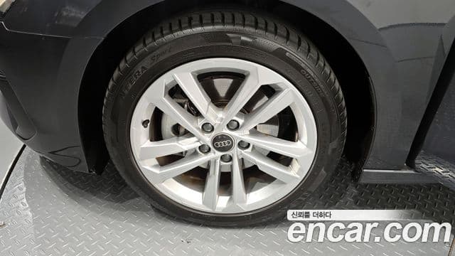 Audi A3 (8Y), 2023 все фото